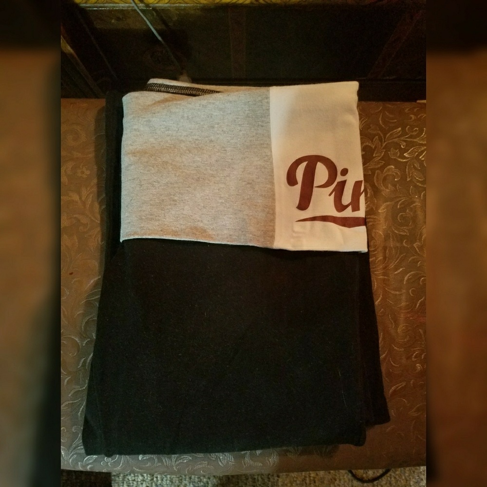 Victoria's secret yoga pants